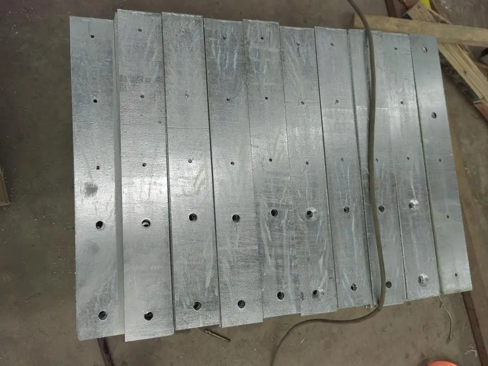 Galvanized Steel Flat Bar Retaining Wall Post - Image 3