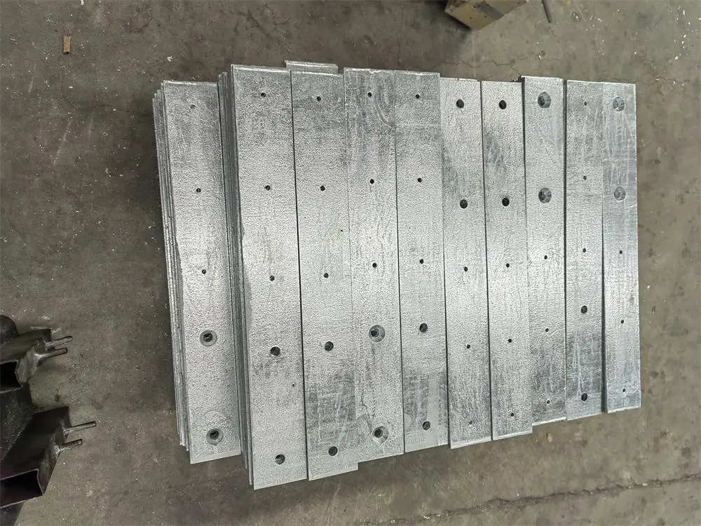 Galvanized Steel Flat Bar Retaining Wall Post - Image 4